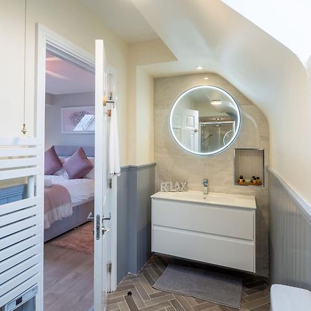 Eve'S Townhouse Apartment คลิฟเดน ภายนอก รูปภาพ