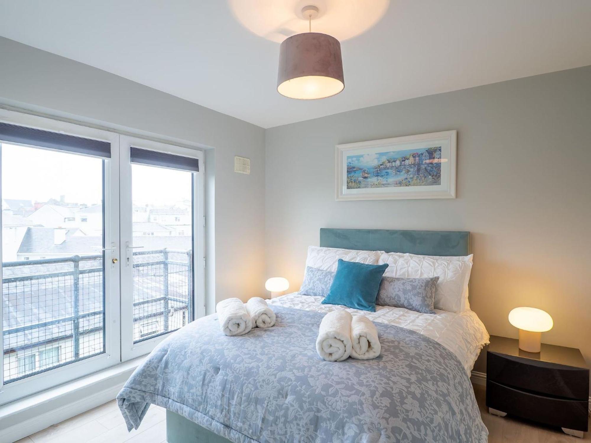 Eve'S Townhouse Apartment คลิฟเดน ภายนอก รูปภาพ